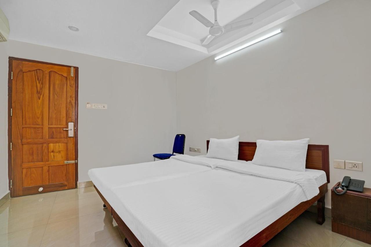 Collection O Aramam Executive Inn Kochi ภายนอก รูปภาพ